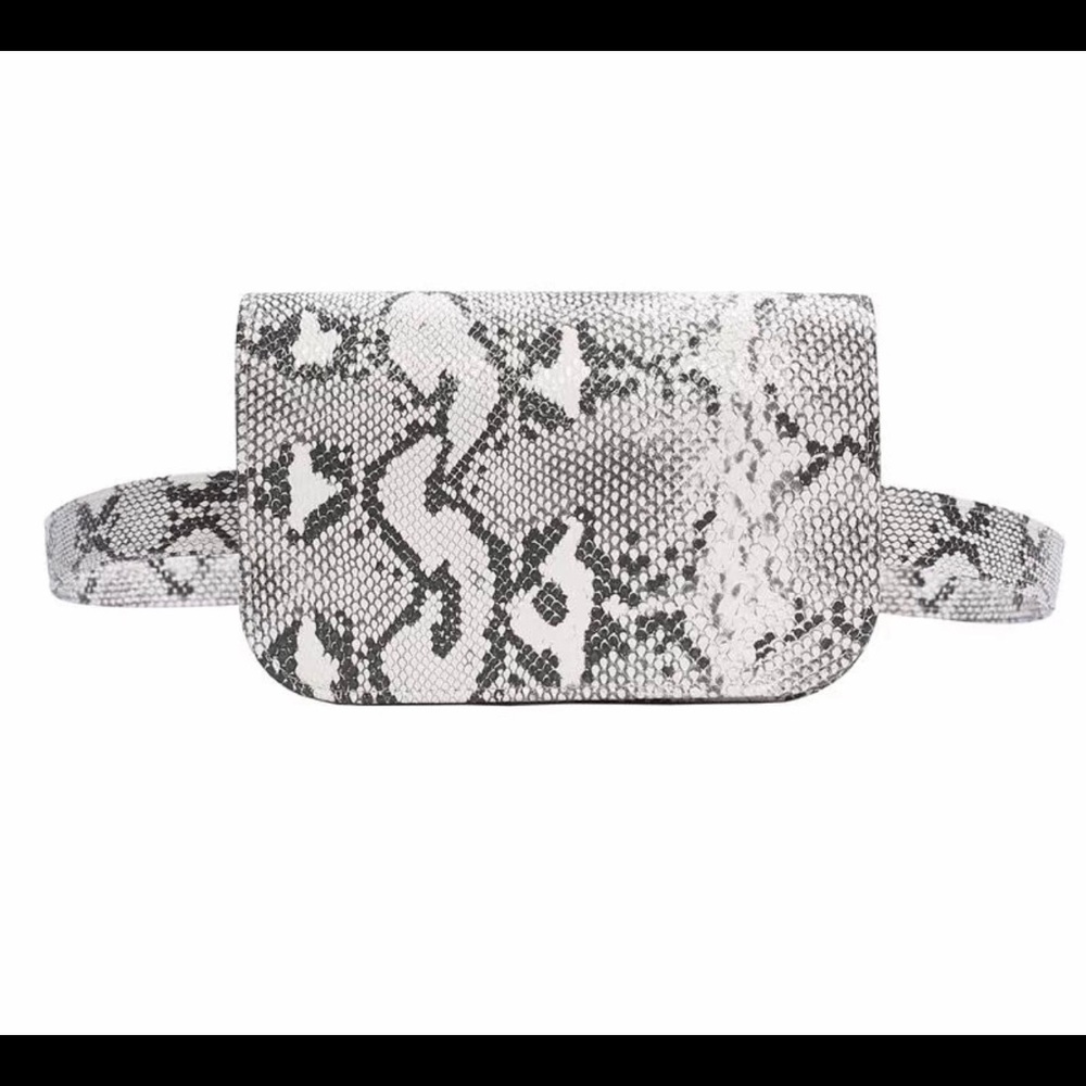 Alexis & 5th “ Snake Embossed  Waist Purse “